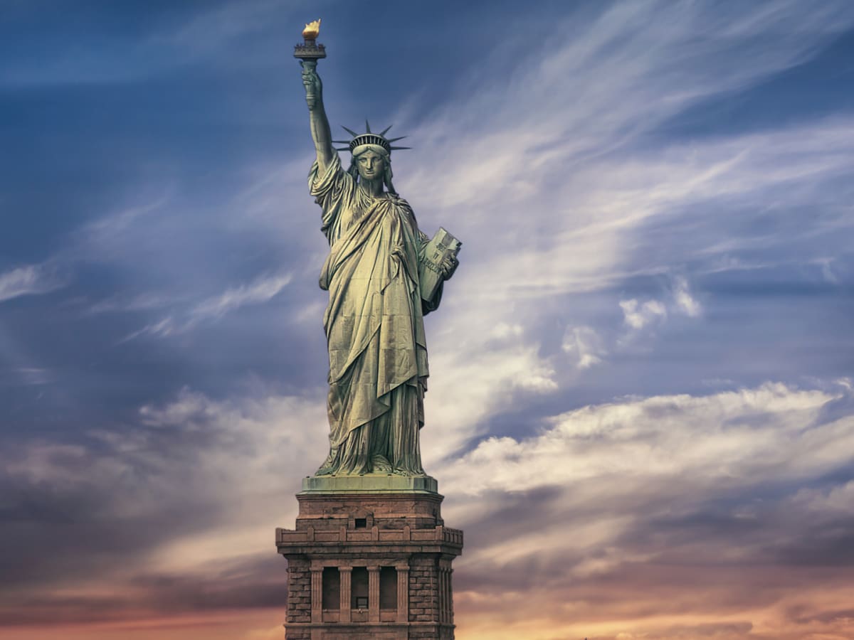 Statue of Liberty - 10 Wonders of The WOrld
